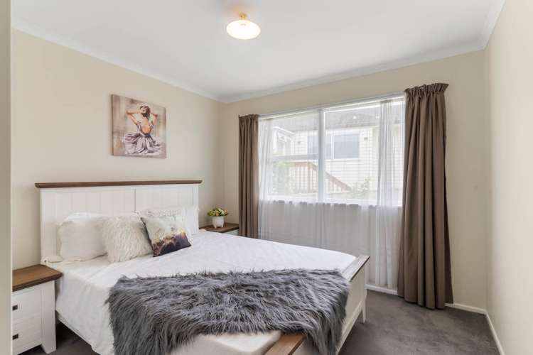 1/15 Manapouri Place Pakuranga Heights_14