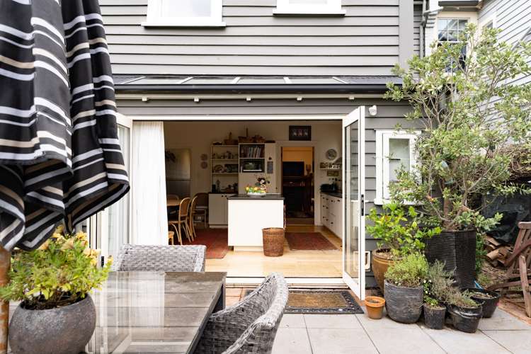 8 Adam Street Dunedin Central_17