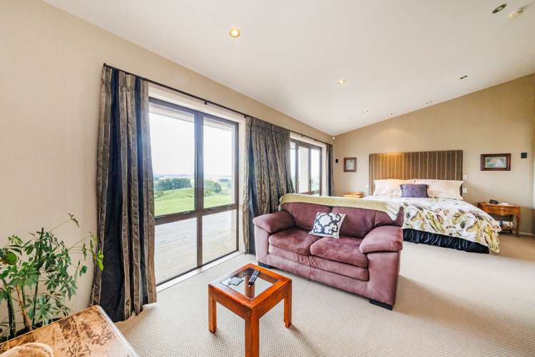 109 Junction Road Halcombe_24