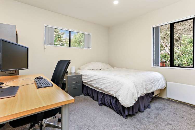 13a Stephen Lysnar Place Hillsborough_13