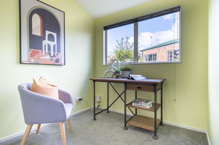 2/3 Pelican Lane Unsworth Heights_14