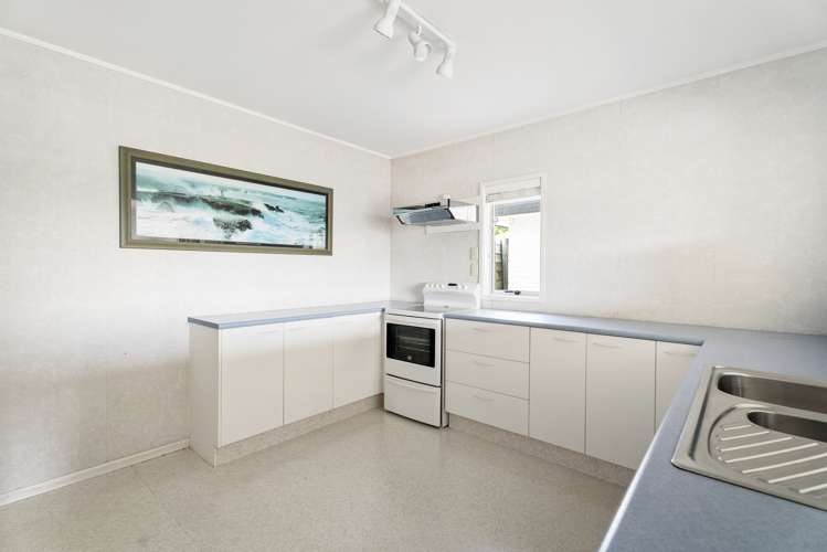 76 Marellen Drive Red Beach_15
