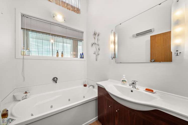 5 Kitchener Street Lansdowne_14