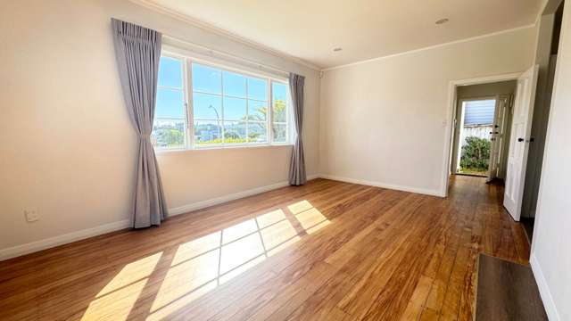 14 Kurahaupo Street Orakei_4