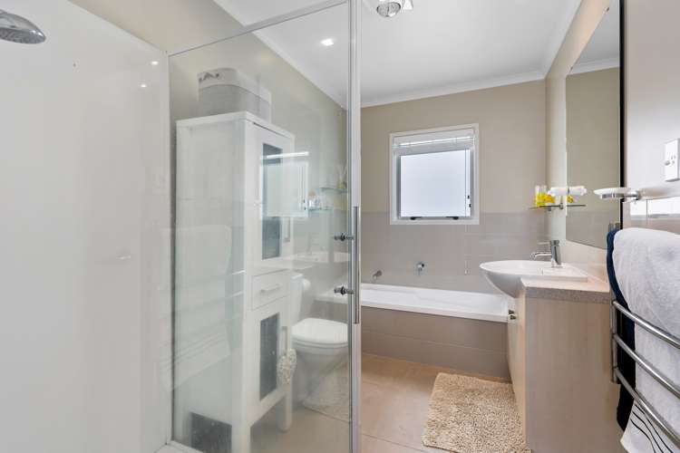 26 Cape Cod Drive Gulf Harbour_13