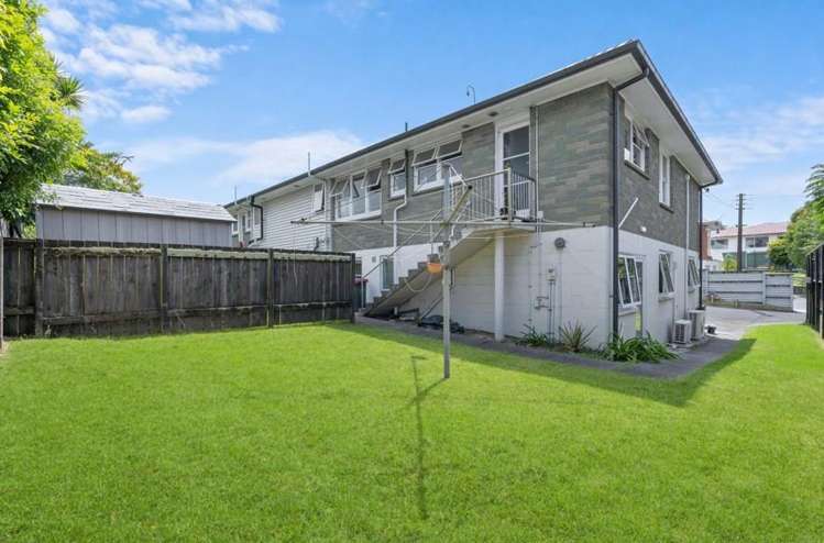 2/14 Higgs Rd Mount Wellington_13