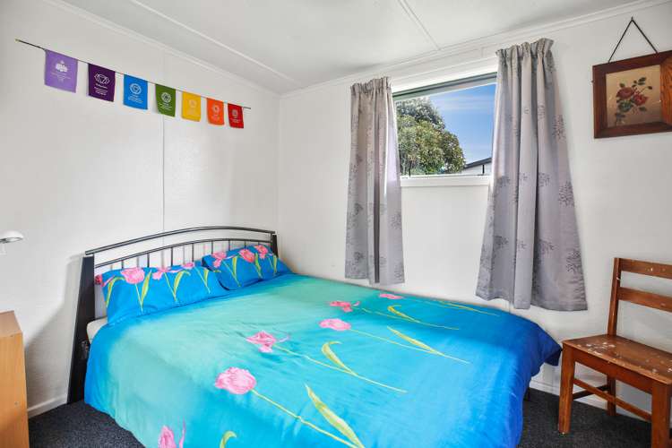 4 Rauparaha Street Marokopa_36