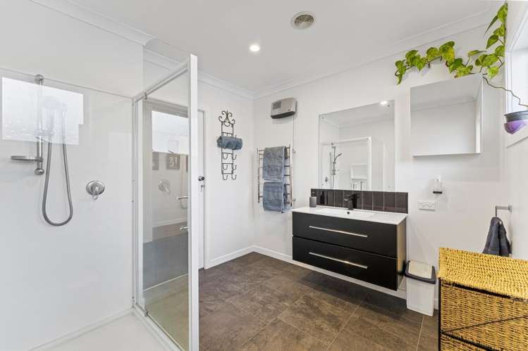 48 Marlborough Crescent Richmond_13