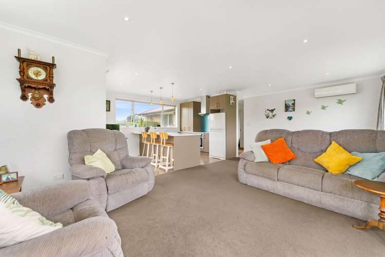 46 Butterworth Crescent Papamoa_3