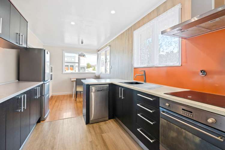 40 Target Road Totara Vale_8