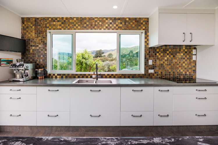 165 Albert Road Tokomaru_13