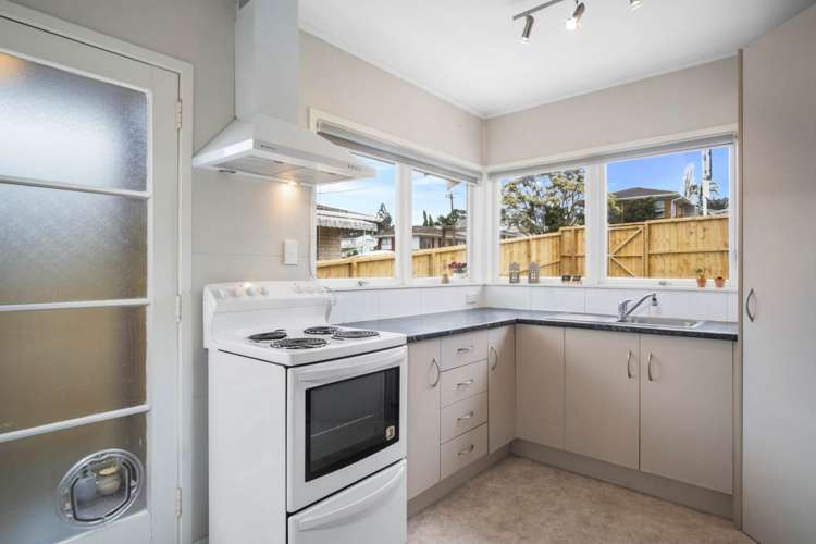 1/8 Manuka Road Glenfield_5