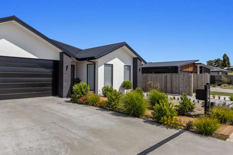 5 Karearea Drive Coastlands_17