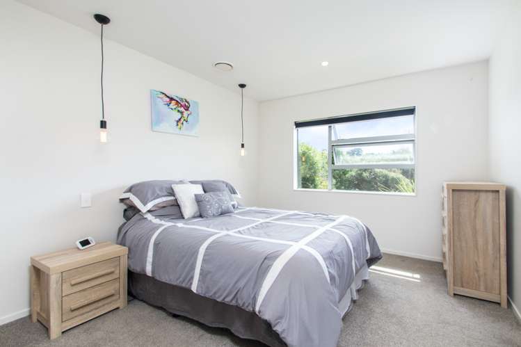 318 Birdwood Road Massey_10