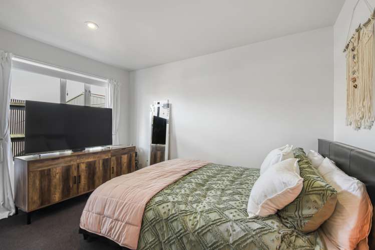 2/74 Russley Road Russley_7