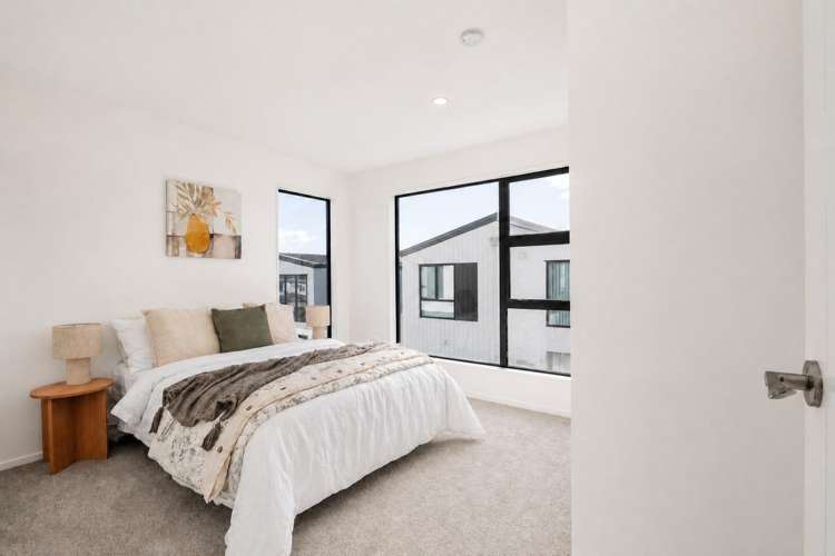 9 Kaikoura Street Henderson_7