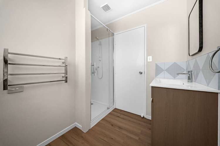 15 Penion Drive Otara_11