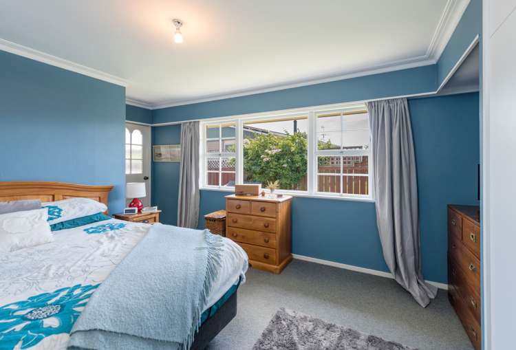 3 Balmoral Place Stoke_15