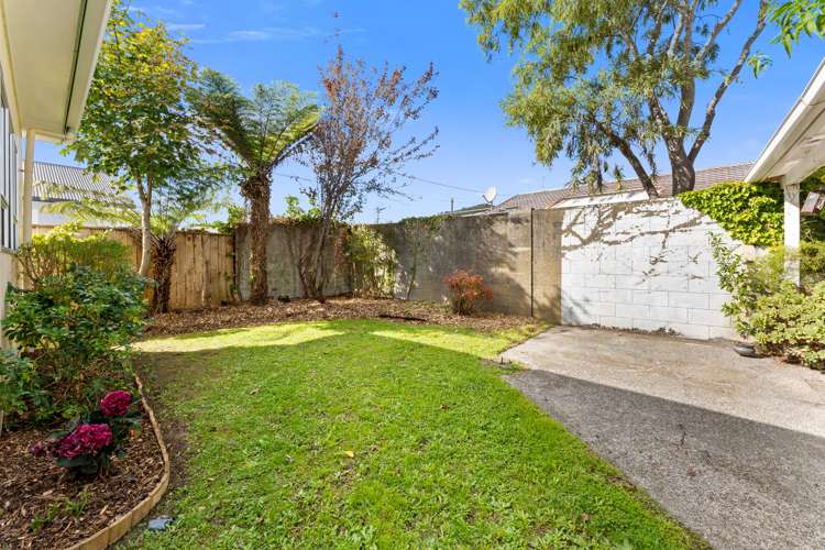 53 Miro Street Trentham_19