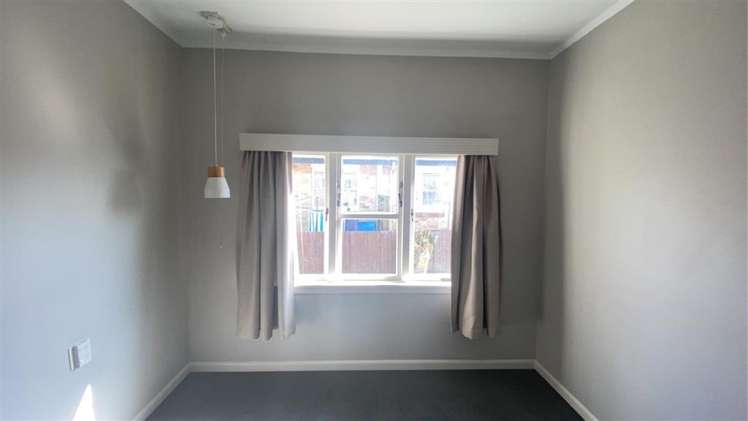 84 Clyde Street Hamilton East_6