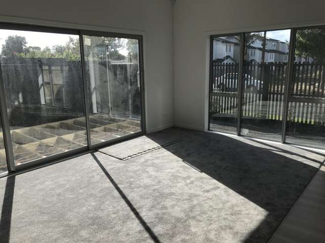 11b Holland Avenue Point England_2
