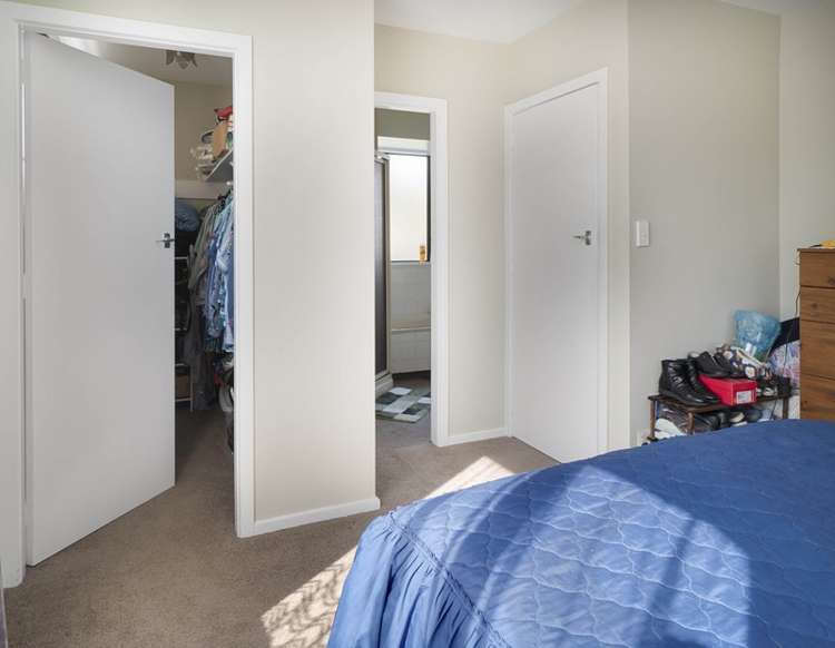 399 Yaldhurst Road Russley_9