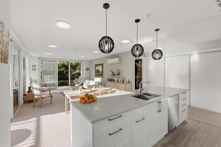 122 Eaves Bush Parade Orewa_12