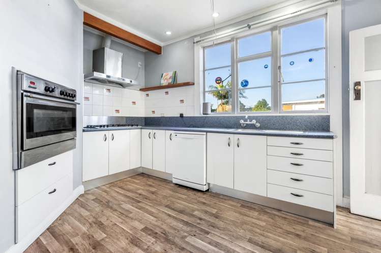 7 Whimp Avenue Onerahi_10