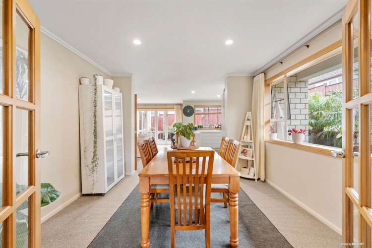 4 Soljans Place Flat Bush_11