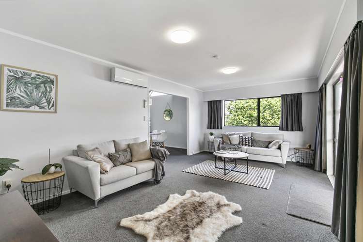 2/19 Rosier Road Glen Eden_1