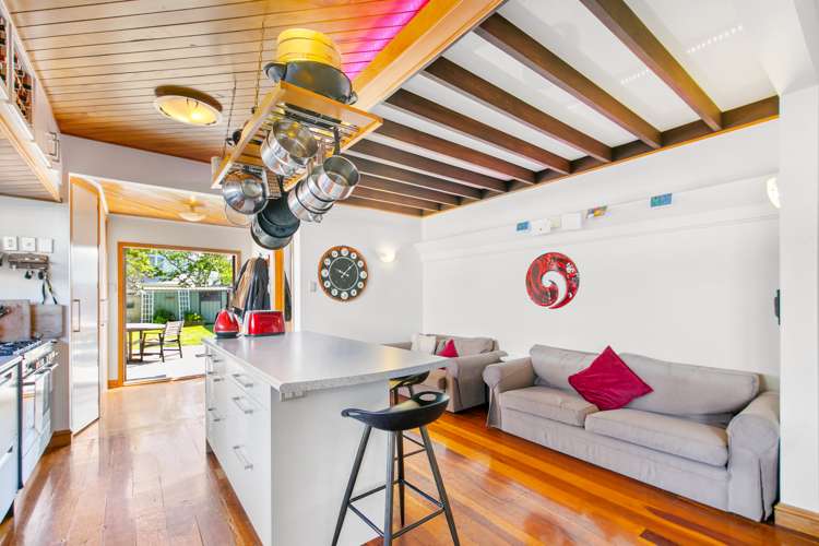 26 Rocklands Avenue Mount Eden_5