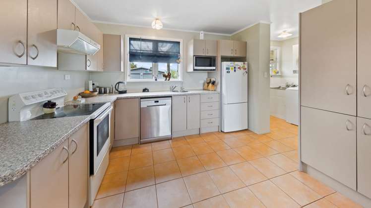 11 Belgrave Place Papakura_5