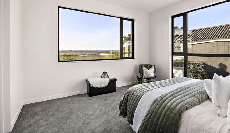 8/41 Seaside Avenue Waterview_20