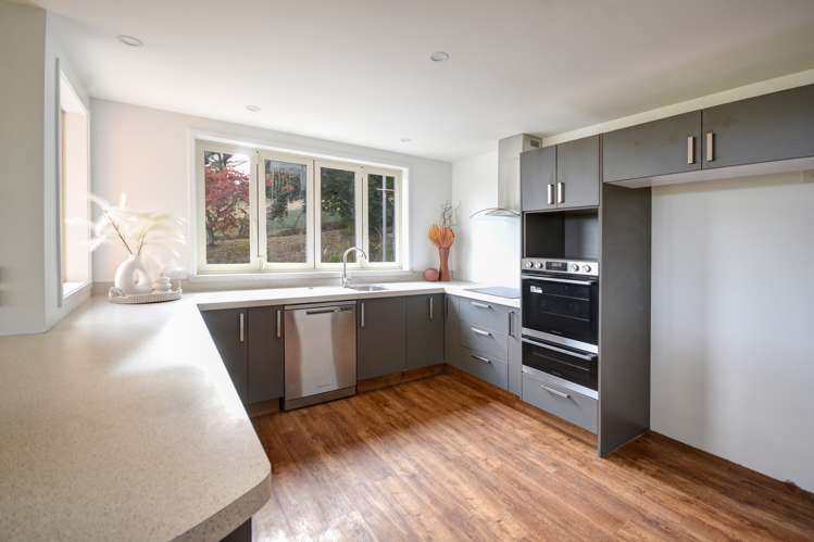 5 Main South Road East Taieri_8