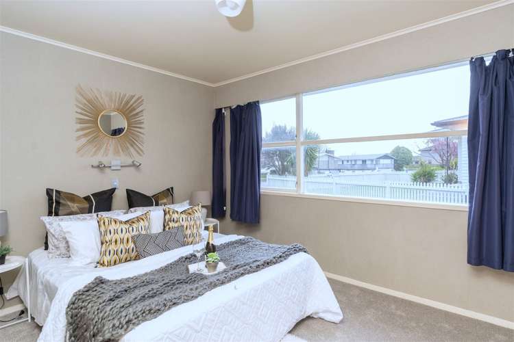 9 Rosalind Street Deanwell_10