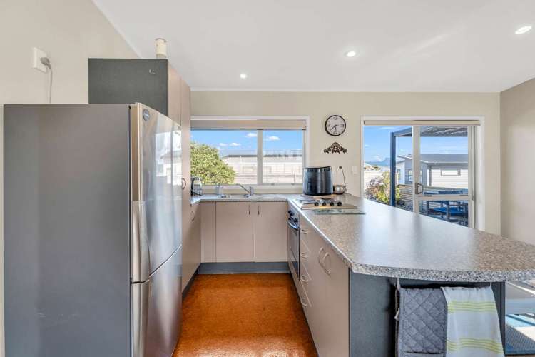 110 The Fairway Matarangi_11