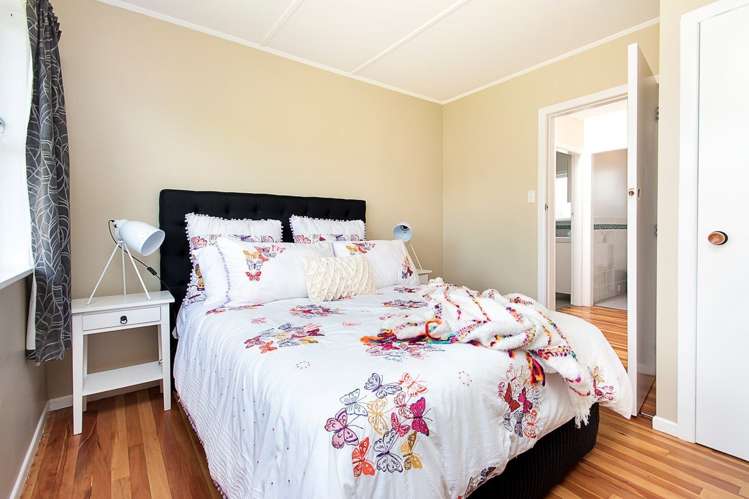 32 London Street Pukekohe_12