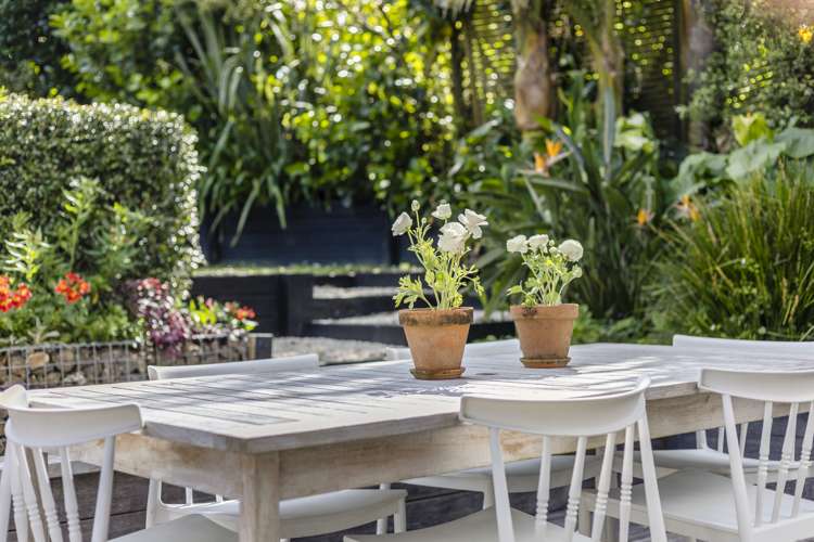 88 Queens Drive Oneroa_5