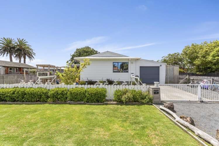 2 Mary Keane Lane Parakai_21