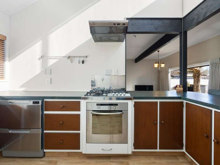 13 Egmont Street_5