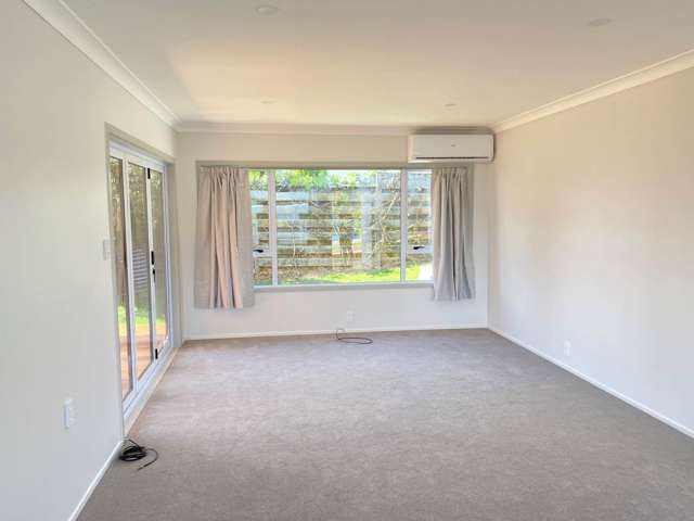 2/62 Bramley Drive Farm Cove_3