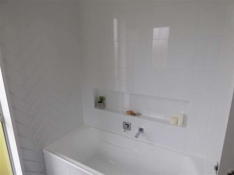 4 Hill Street Kaka Point_10