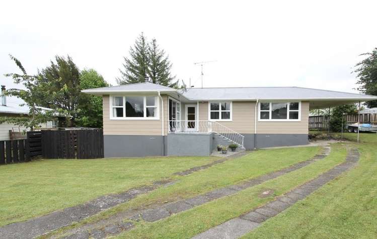 2 George Place Tokoroa_11