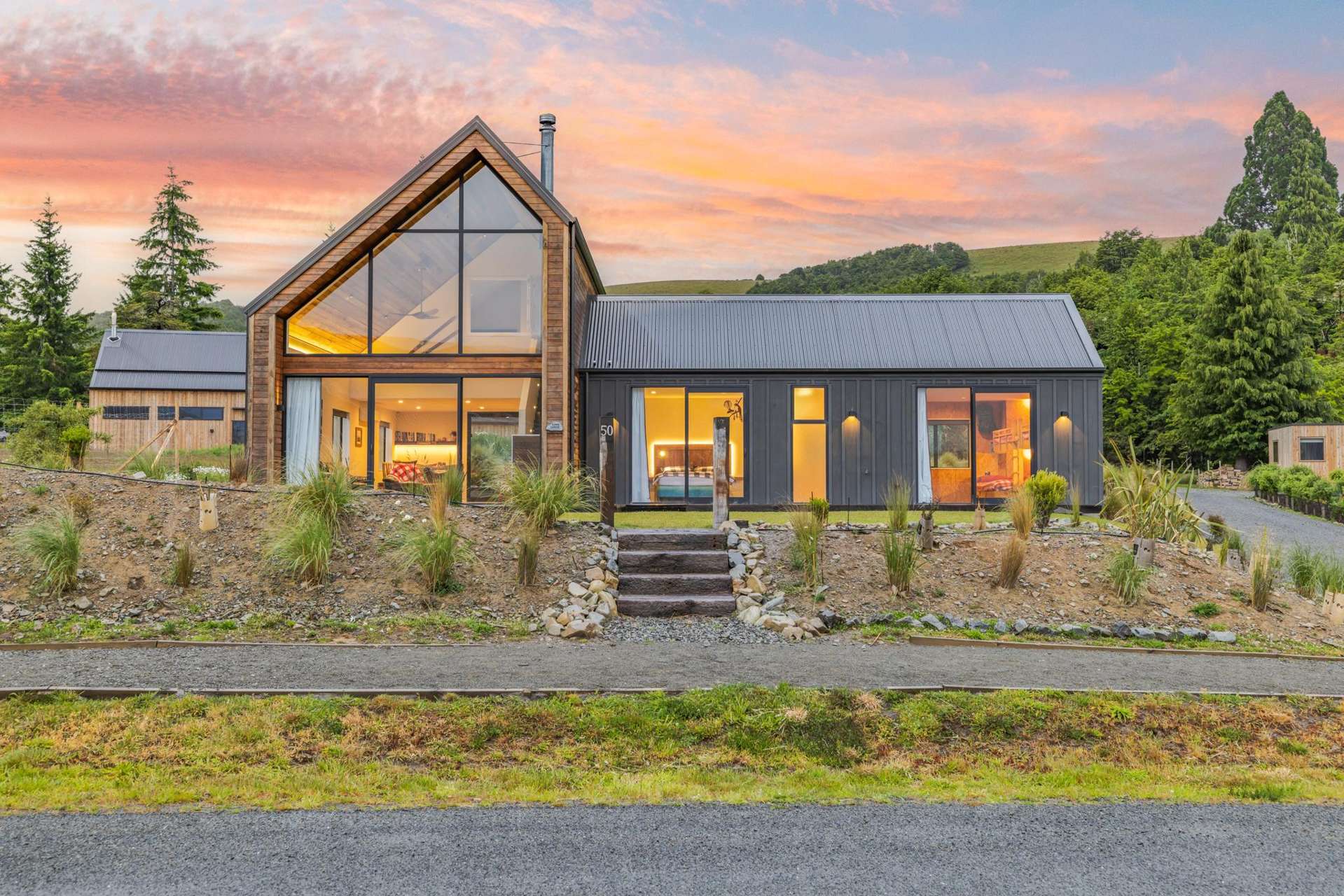 50 Luge Loop Castle Hill_0