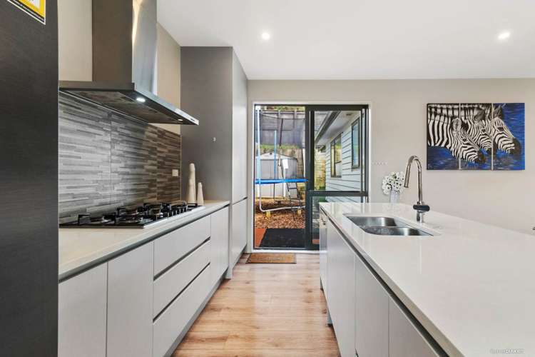 21 Ahorangi Road Silverdale_6