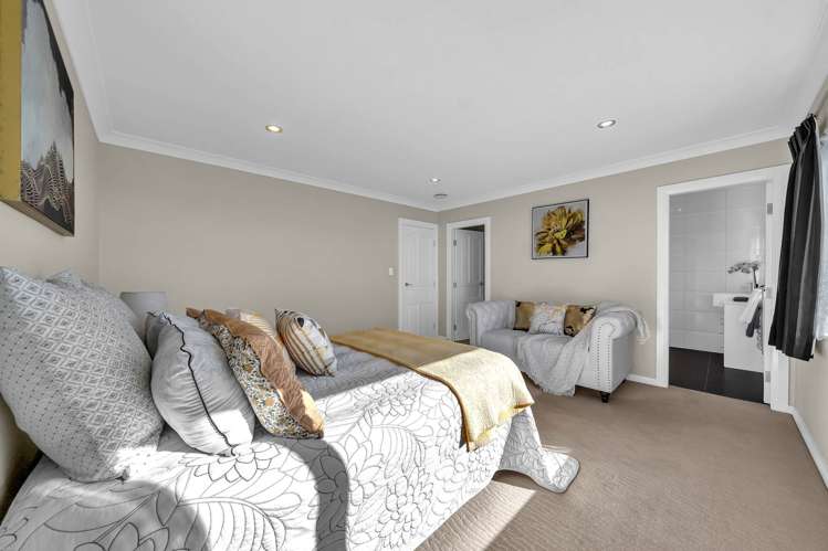 8 Listack Drive Flat Bush_27
