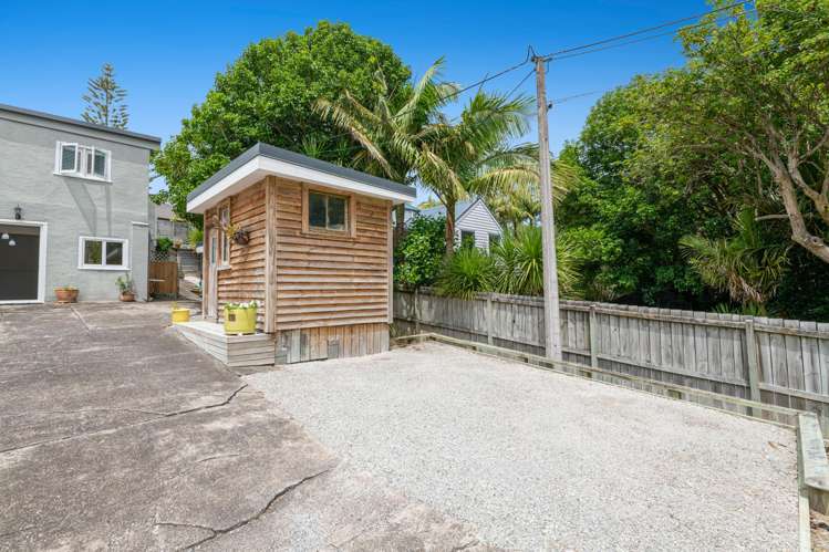 39 Swann Beach Road Stanmore Bay_16