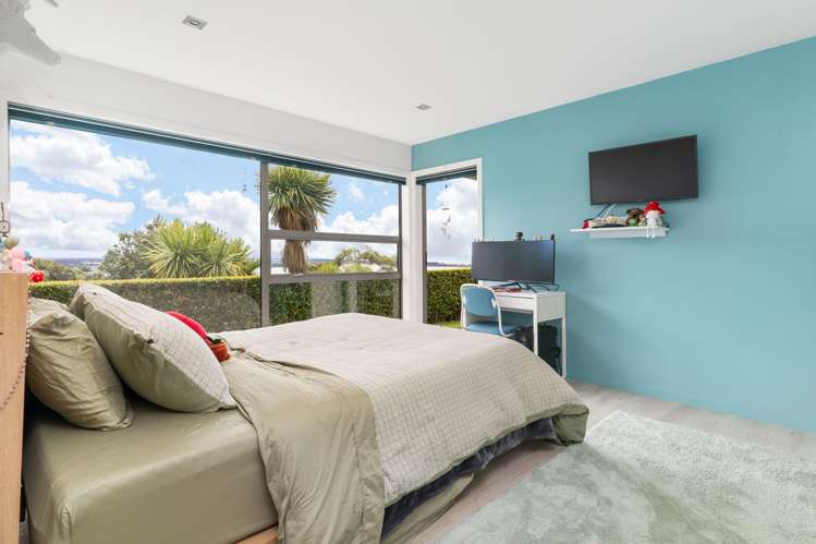 11 Saint Remy Lane Redcliffs_11