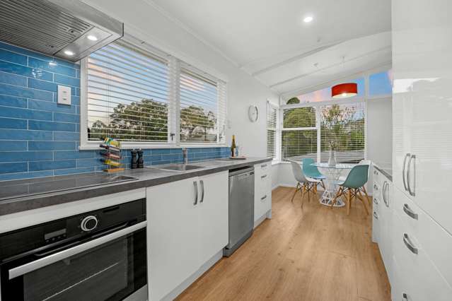190 Golf Road Titirangi_4