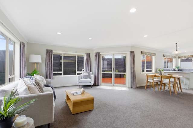 8a The Drive Brookfield_1
